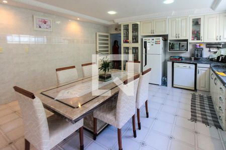 Casa para alugar com 183m², 3 quartos e 3 vagasCozinha 02