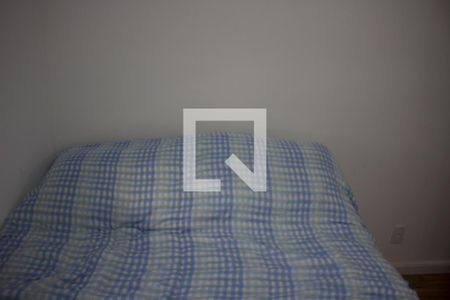 Quarto de kitnet/studio para alugar com 2 quartos, 37m² em Paraisópolis, São Paulo