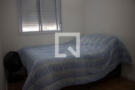 Quarto de kitnet/studio para alugar com 2 quartos, 37m² em Paraisópolis, São Paulo