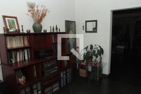 Sala de casa para alugar com 3 quartos, 290m² em Ouro Preto, Belo Horizonte