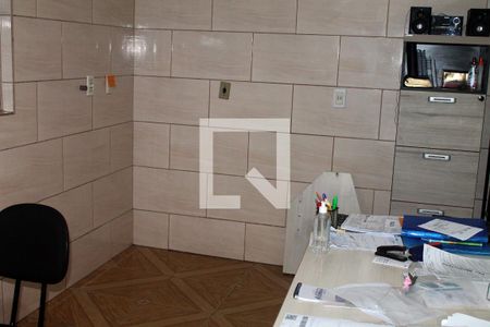 Casa à venda com 140m², 3 quartos e 4 vagas Casa à venda com 140m², 3 quartos e 4 vagasCozinha