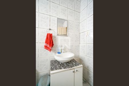 Casa à venda com 79m², 2 quartos e 1 vagaBanheiro