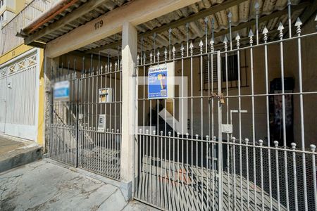 Casa à venda com 79m², 2 quartos e 1 vagaFachada