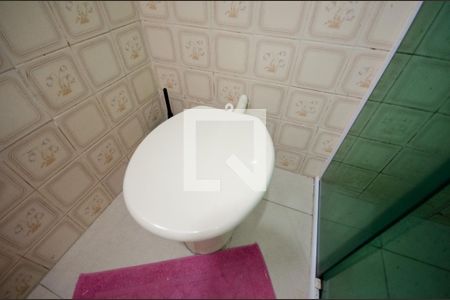 Casa à venda com 304m², 4 quartos e 3 vagasBanheiro - casa 2