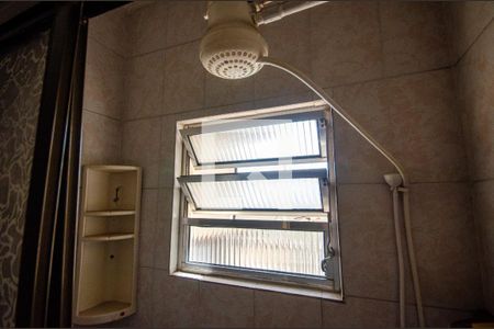 Casa à venda com 304m², 4 quartos e 3 vagasBanheiro - casa 1