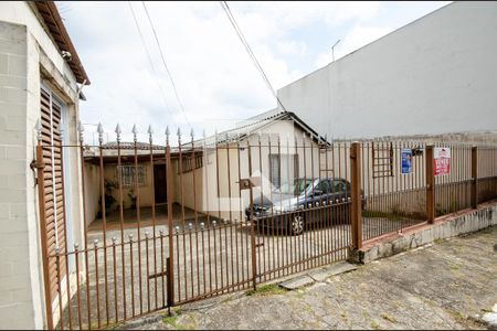 Casa à venda com 304m², 4 quartos e 3 vagasFachada