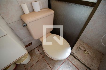 Casa à venda com 304m², 4 quartos e 3 vagasBanheiro - casa 1