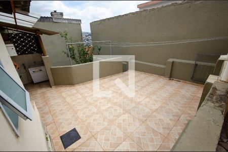 Casa à venda com 304m², 4 quartos e 3 vagasÁrea de Serviço 2