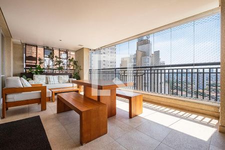Varanda de apartamento à venda com 3 quartos, 155m² em Vila Madalena, São Paulo