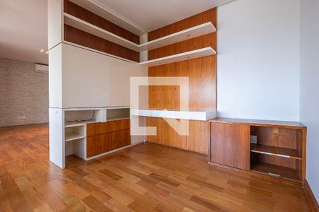 Sala de TV de apartamento à venda com 3 quartos, 155m² em Vila Madalena, São Paulo