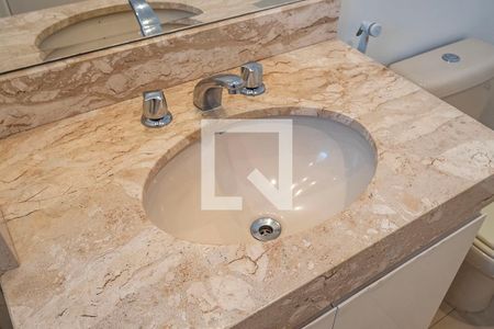 Apartamento à venda com 155m², 3 quartos e 3 vagasSuíte 2 - Banheiro