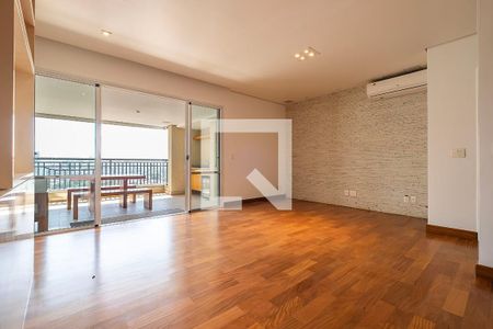 Sala de apartamento à venda com 3 quartos, 155m² em Vila Madalena, São Paulo