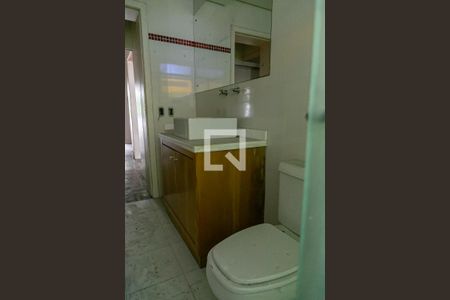 Casa para alugar com 250m², 3 quartos e 5 vagasBanheiro