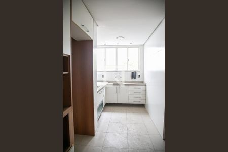 Casa para alugar com 250m², 3 quartos e 5 vagasCozinha