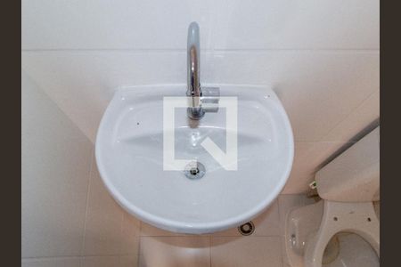 Apartamento para alugar com 31m², 1 quarto e sem vaga Apartamento para alugar com 31m², 1 quarto e sem vagaDetalhe - Banheiro
