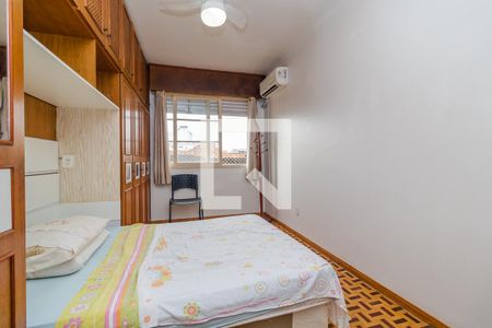 Quarto 1 de apartamento à venda com 2 quartos, 67m² em Azenha, Porto Alegre