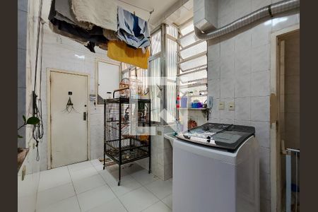 Apartamento à venda com 140m², 3 quartos e 1 vagaÁrea de Serviço