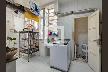 Apartamento à venda com 140m², 3 quartos e 1 vagaÁrea de Serviço