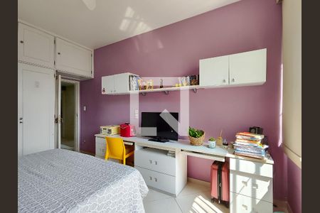 Apartamento à venda com 140m², 3 quartos e 1 vagaQuarto 2