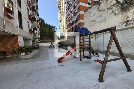 Apartamento para alugar com 120m², 2 quartos e 1 vagaÁrea Comum - Playground