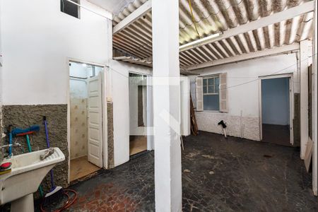 Casa para alugar com 250m², 5 quartos e 3 vagas Casa para alugar com 250m², 5 quartos e 3 vagasÁrea de serviço