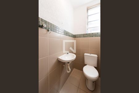 Casa para alugar com 250m², 5 quartos e 3 vagas Casa para alugar com 250m², 5 quartos e 3 vagasBanheiro 2