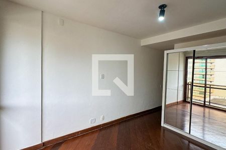Apartamento à venda com 140m², 3 quartos e 2 vagas Apartamento à venda com 140m², 3 quartos e 2 vagasSuíte 02