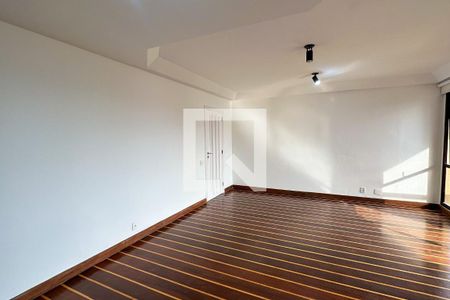 Apartamento à venda com 140m², 3 quartos e 2 vagas Apartamento à venda com 140m², 3 quartos e 2 vagasSala