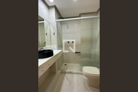 Apartamento à venda com 140m², 3 quartos e 2 vagas Apartamento à venda com 140m², 3 quartos e 2 vagasBanheiro Suíte 2