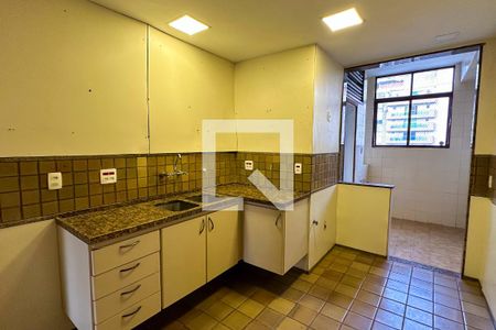 Apartamento à venda com 140m², 3 quartos e 2 vagas Apartamento à venda com 140m², 3 quartos e 2 vagasCozinha