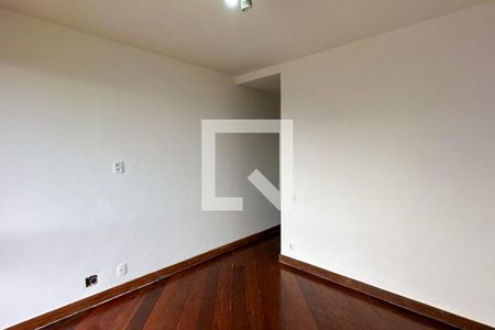 Apartamento à venda com 140m², 3 quartos e 2 vagas Apartamento à venda com 140m², 3 quartos e 2 vagasQuarto 03