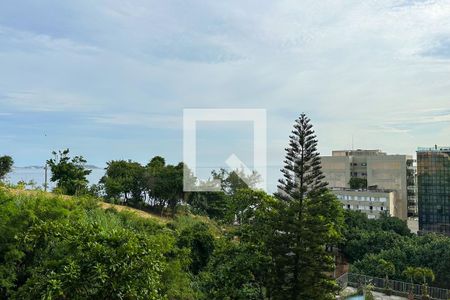 Apartamento à venda com 140m², 3 quartos e 2 vagas Apartamento à venda com 140m², 3 quartos e 2 vagasSala