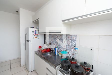 Apartamento para alugar com 57m², 2 quartos e 1 vaga Apartamento para alugar com 57m², 2 quartos e 1 vagaCozinha e Área de Serviço