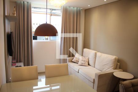 Sala de apartamento para alugar com 2 quartos, 70m² em Darcy Vargas, Belo Horizonte