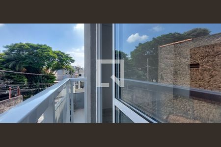 Varanda Sala de apartamento à venda com 2 quartos, 50m² em Vila Alice, Santo André