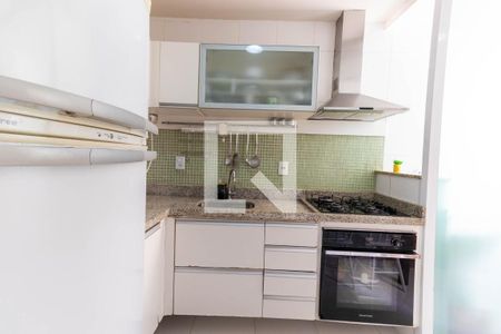 Apartamento à venda com 70m², 2 quartos e sem vaga Apartamento à venda com 70m², 2 quartos e sem vagaCozinha