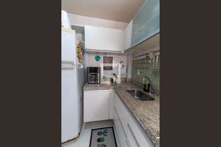 Apartamento à venda com 70m², 2 quartos e sem vaga Apartamento à venda com 70m², 2 quartos e sem vagaCozinha