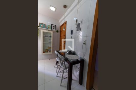 Apartamento à venda com 70m², 2 quartos e sem vaga Apartamento à venda com 70m², 2 quartos e sem vagaCozinha