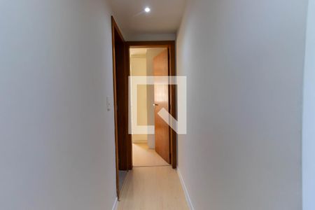Apartamento à venda com 70m², 2 quartos e sem vaga Apartamento à venda com 70m², 2 quartos e sem vagaCorredor