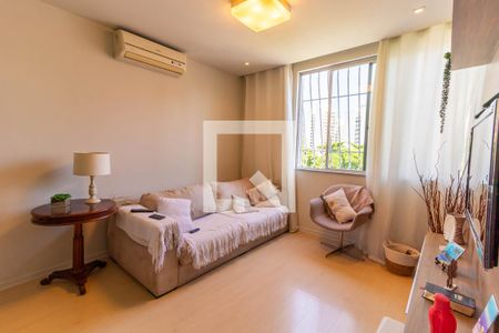 Apartamento à venda com 70m², 2 quartos e sem vaga Apartamento à venda com 70m², 2 quartos e sem vagaSala