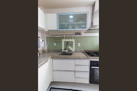 Apartamento à venda com 70m², 2 quartos e sem vaga Apartamento à venda com 70m², 2 quartos e sem vagaCozinha