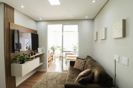 Sala de apartamento para alugar com 2 quartos, 74m² em Santa Teresinha, São Paulo