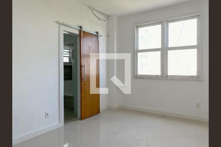 Suíte  de apartamento à venda com 3 quartos, 127m² em Ingá, Niterói