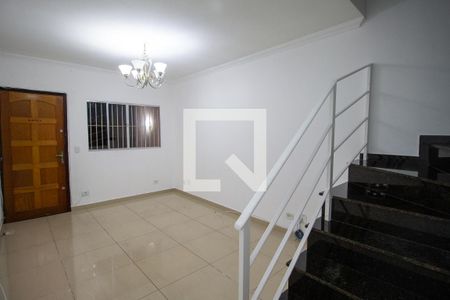 Sala de casa à venda com 2 quartos, 90m² em Vila Carmosina, São Paulo