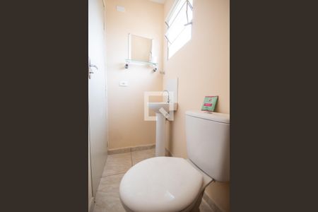 Lavabo de casa para alugar com 1 quarto, 35m² em Ayrosa, Osasco