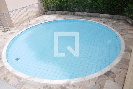 Apartamento à venda com 64m², 3 quartos e 1 vagaÁrea comum - Piscina