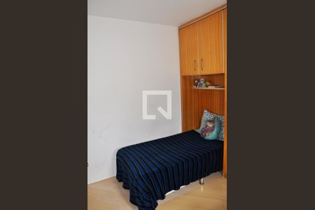 Apartamento à venda com 64m², 3 quartos e 1 vagaQuarto 02