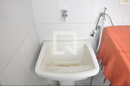 Apartamento à venda com 64m², 3 quartos e 1 vagaÁrea de Serviço