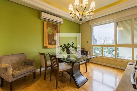 Sala de apartamento à venda com 3 quartos, 160m² em Petrópolis, Porto Alegre
