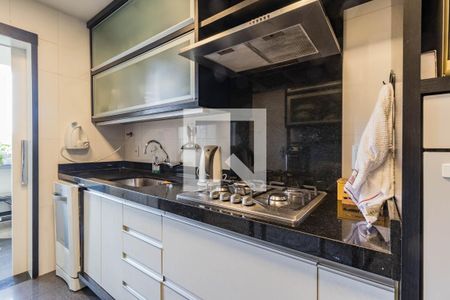 Apartamento à venda com 113m², 3 quartos e 2 vagas Apartamento à venda com 113m², 3 quartos e 2 vagasCozinha